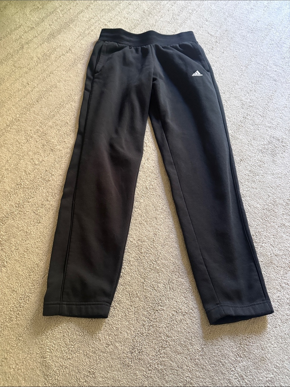 adidas Womenās Black Jogger Sweatpants with Logo